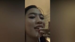 Kinilig si ganda ng pinutok tamod sa bibig nya